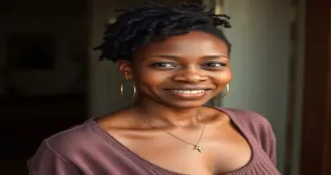 natural black american woman in mid-20s